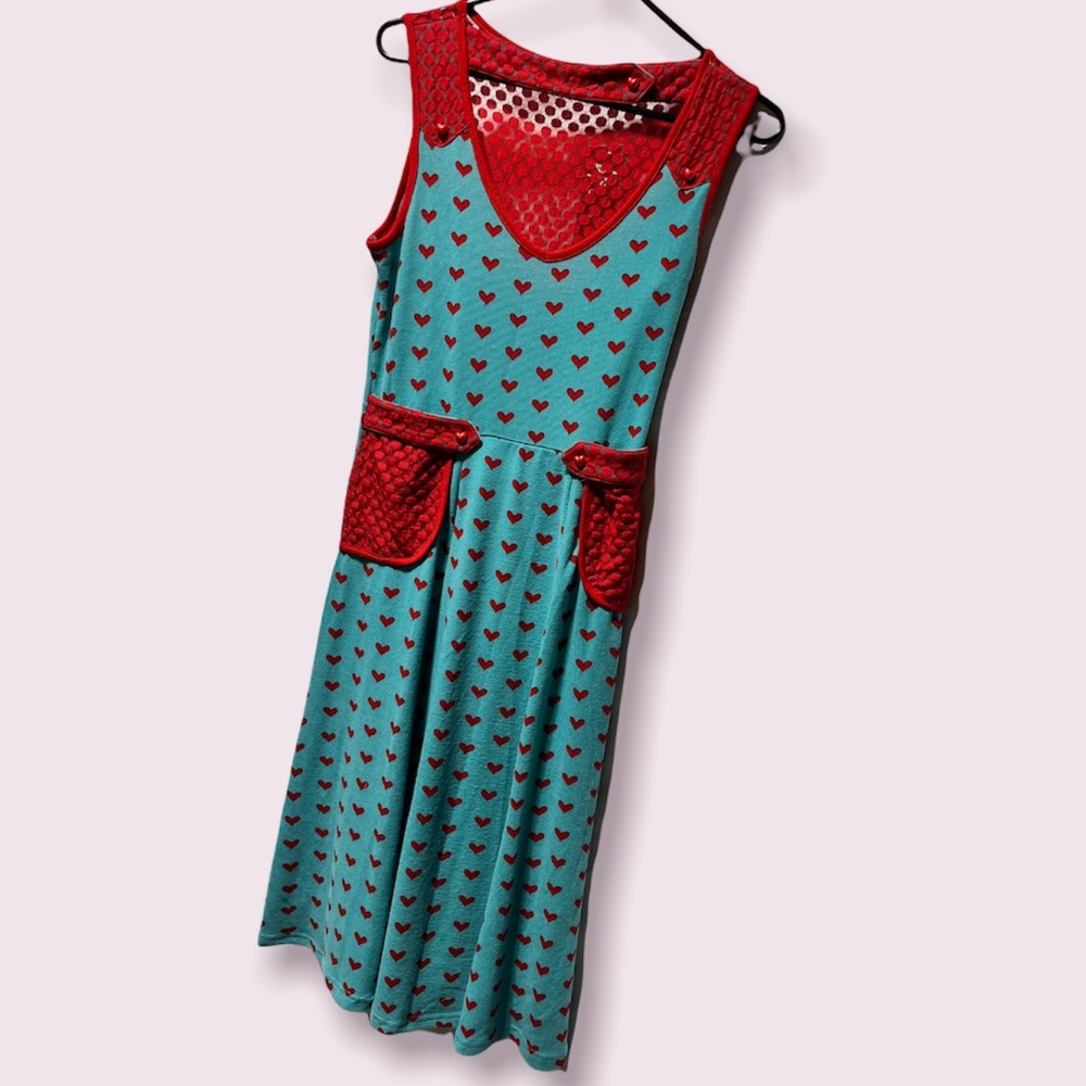 Heart and lace vintage style sweater dress